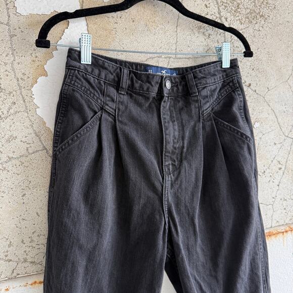 Hollister Ultra High Rise Mom Jeans Washed Black Raw Hem Womens 5s Soft Grunge - Picture 2 of 8